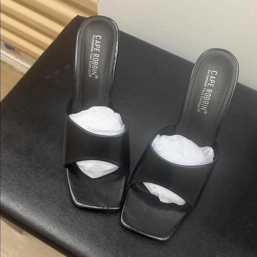 Cape Robbin Black Open-Toe Heels‎